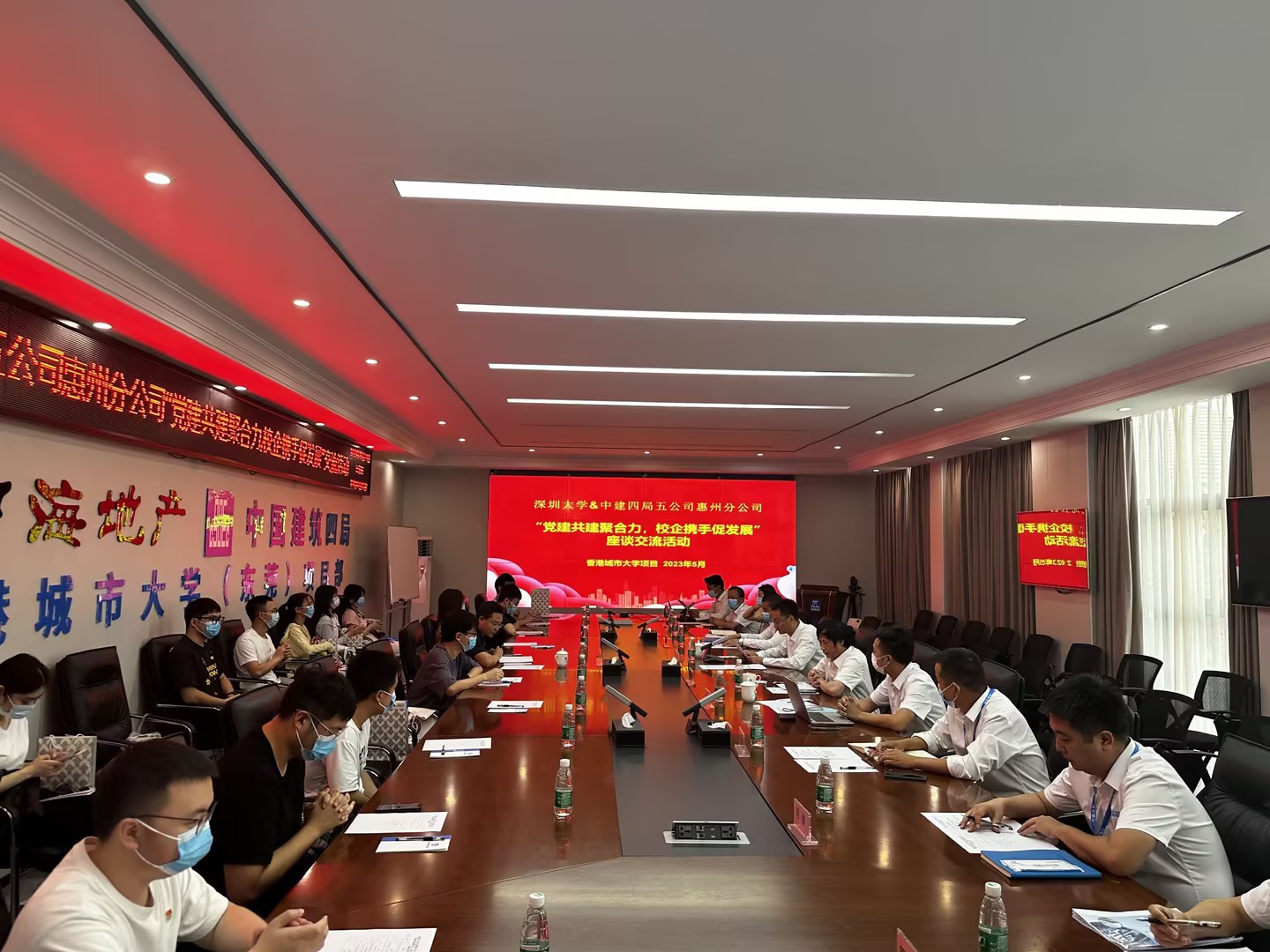2d8175ed-b533-43ee-be23-89bab66360be.jpg