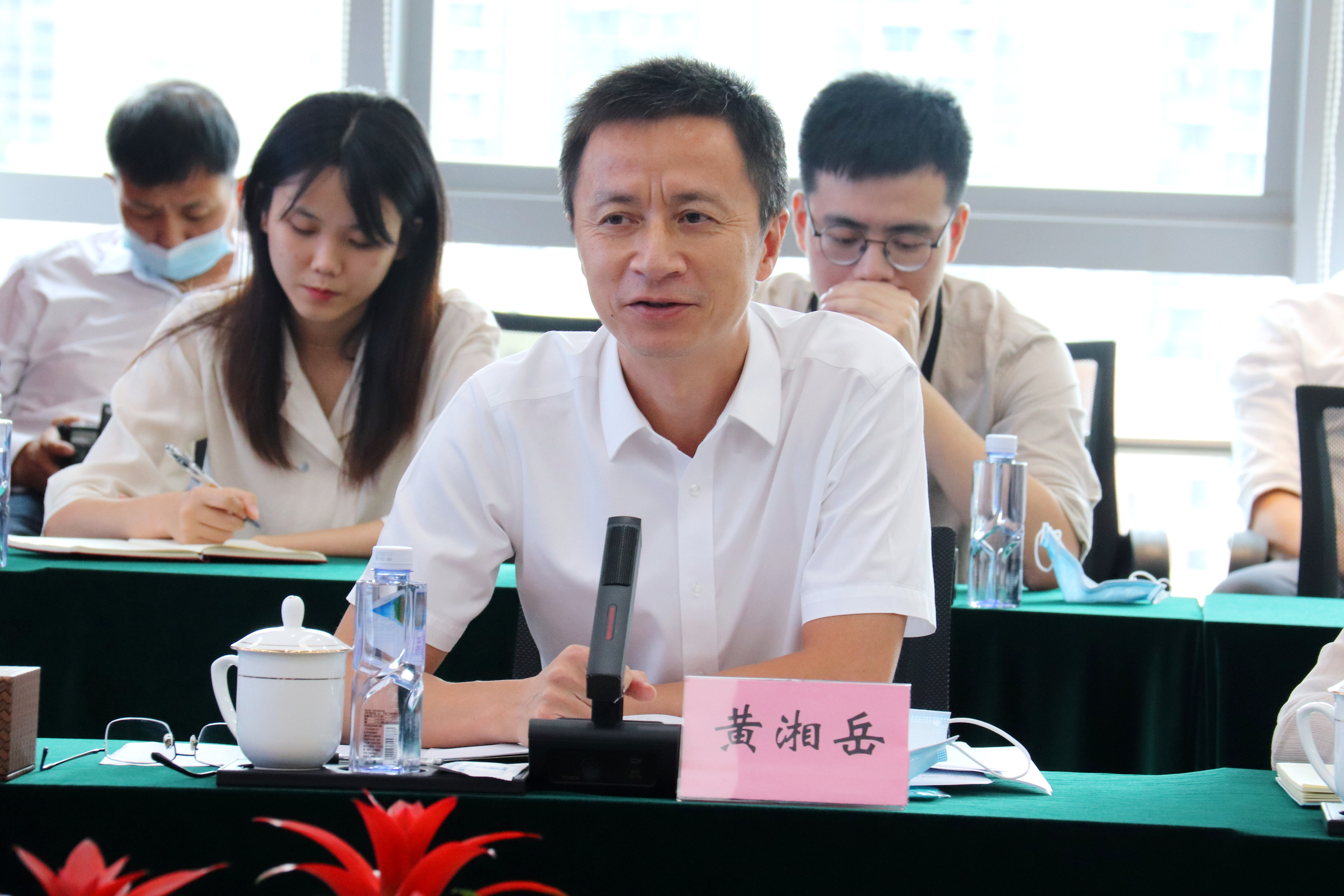 区长讲话.jpg 区长讲话.jpg